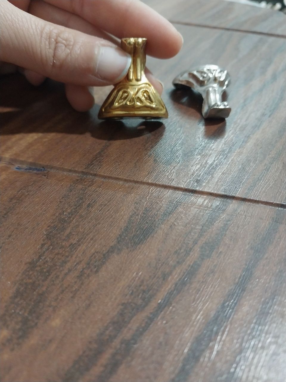 یراق پایه سینی ظروف ظرف فلزی